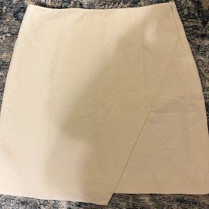 NWT Ann Taylor Asymmetrical Winter White Skirt